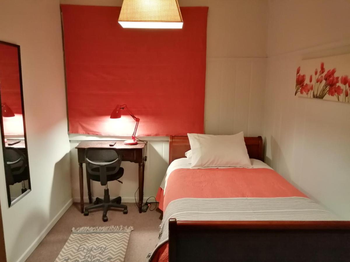 Hostal Mackay Темуко Экстерьер фото